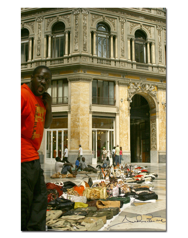 Nessuno Vu Cumpr�!