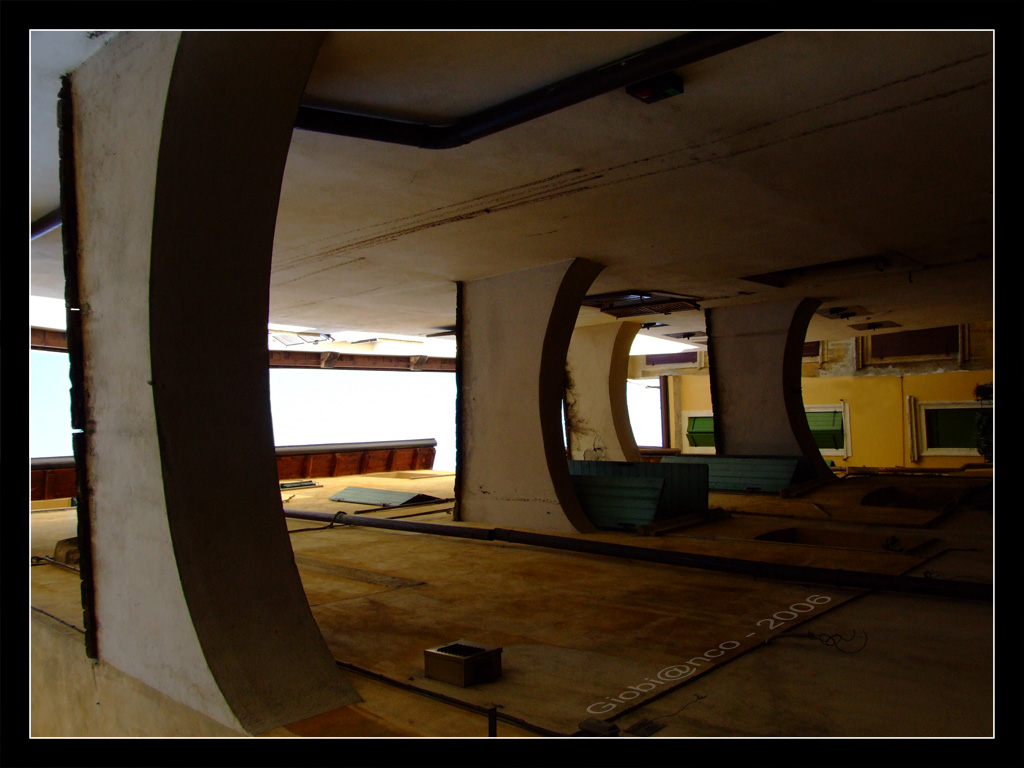 cos'�..????.. :) :)