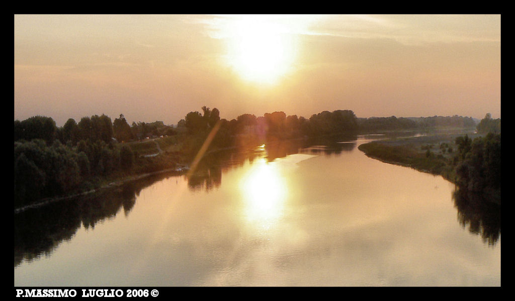 TRAMONTO SUL PO