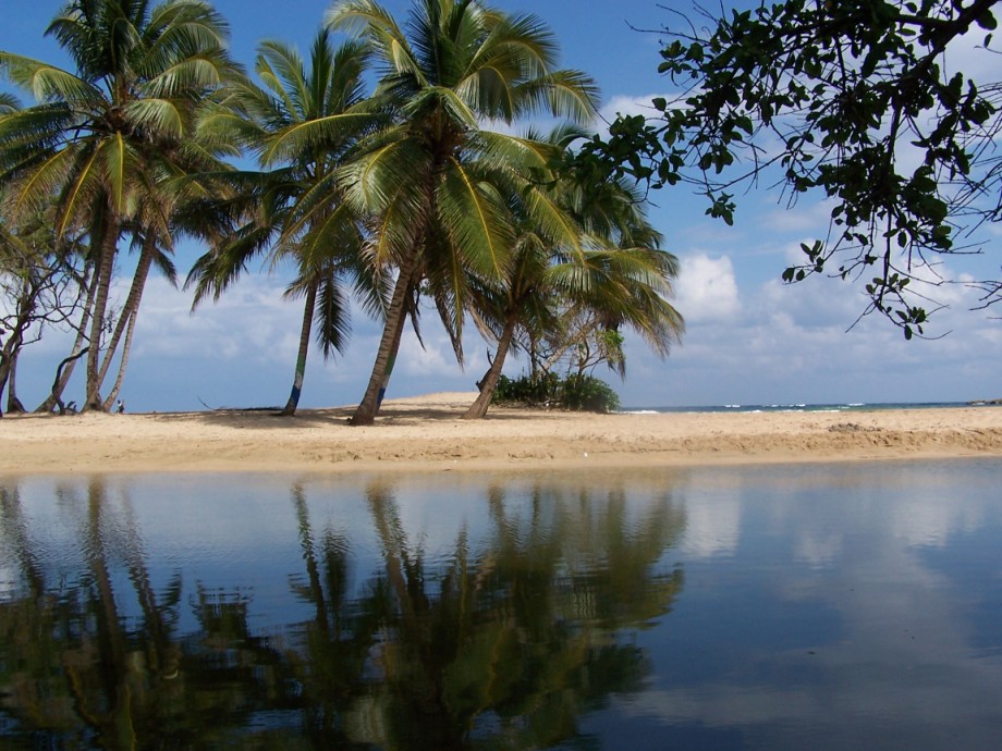 PLAYA DIAMANTE  REP. DOM. DIC.05