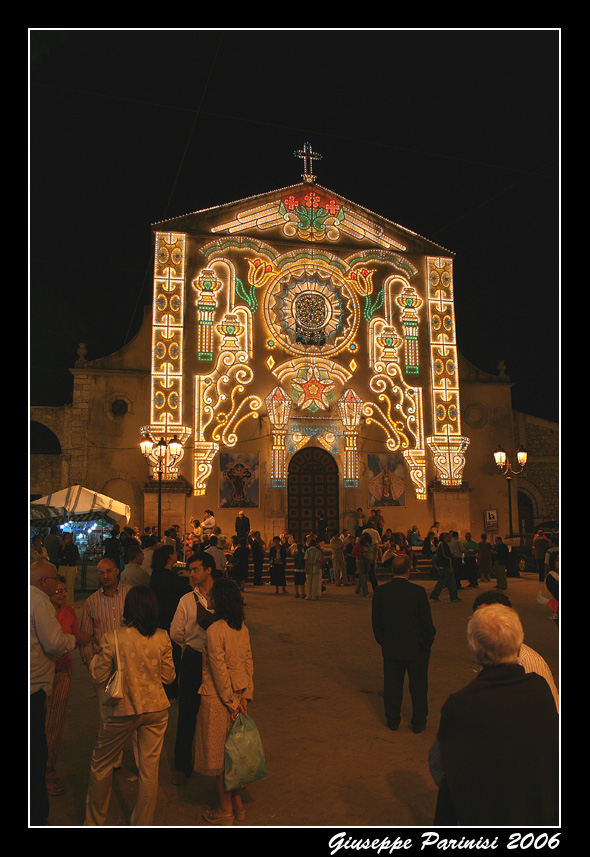 Chiesa con luminaria