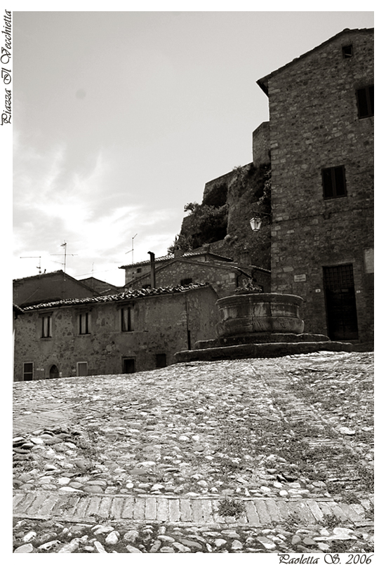 Piazza Il Vecchietta