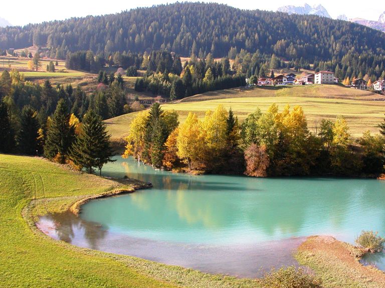 Lago in montagna