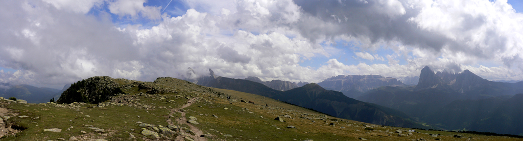 Dal monte Rasciesa 2281 m s.l.m.