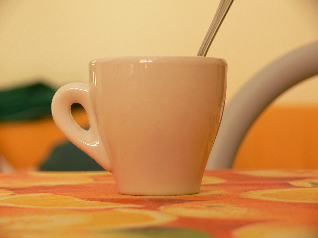 Una tazza di caff�...?