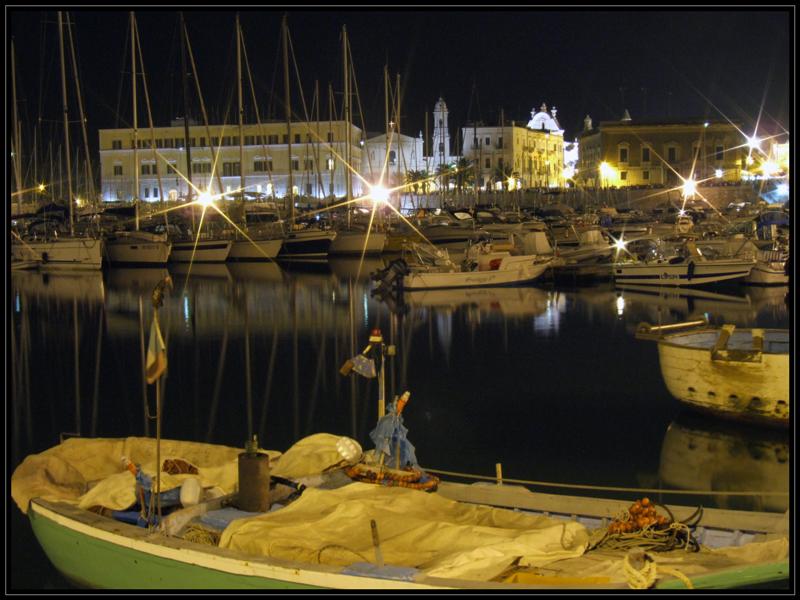 Luci al porto di Trani