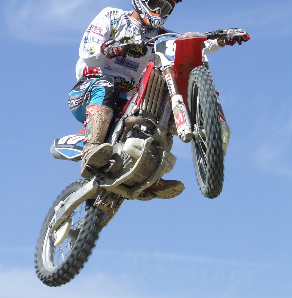 Che casco strano che hai!