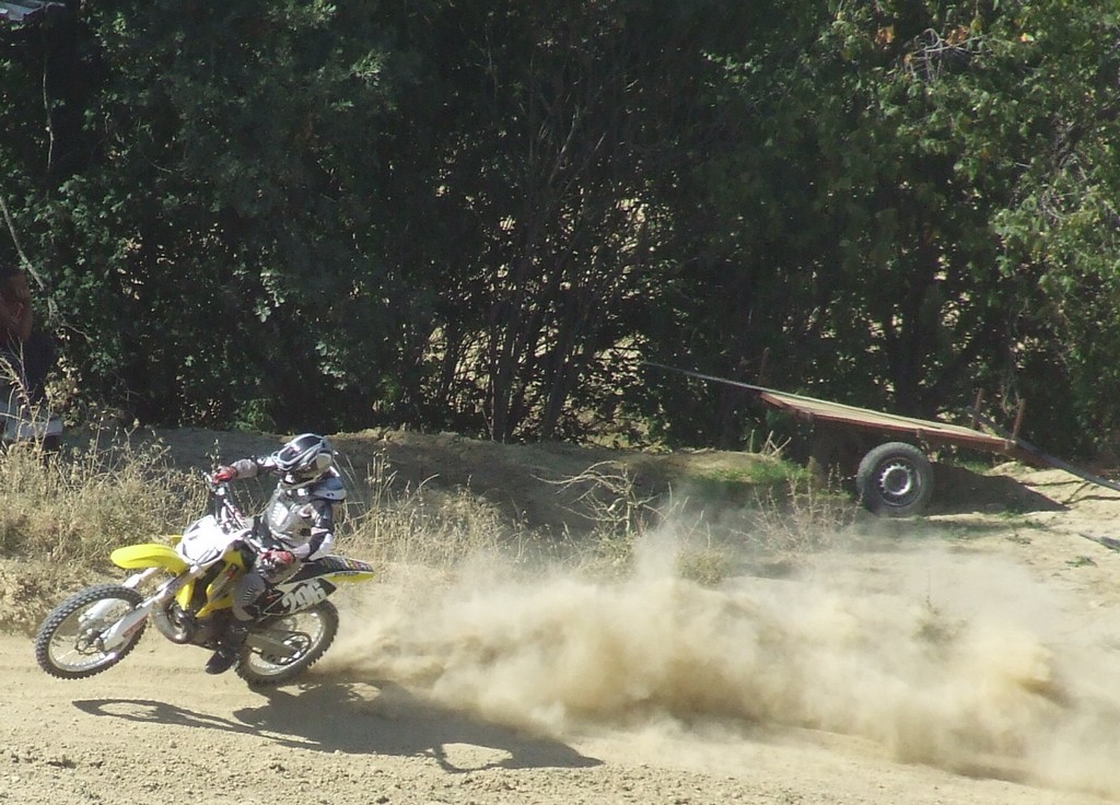 Pure le suzuki impennano!