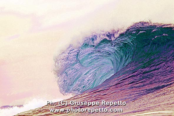 Onda dei Mari del Sud all'alba