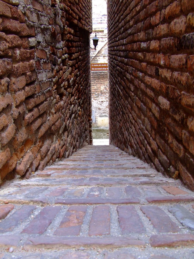 The narrowest Alloy...