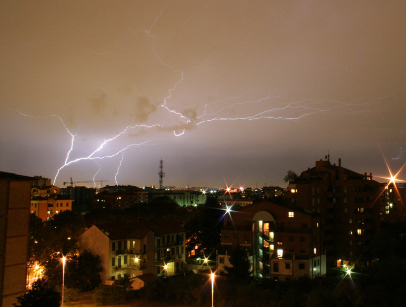 Chi non muore (colpito da un fulmine)...si rivede