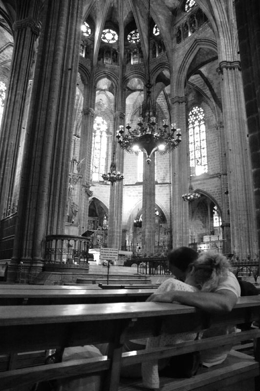 Sonno in cattedrale