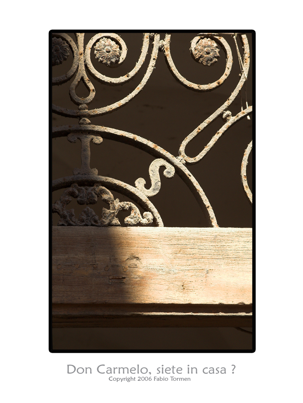 Don Carmelo, siete in casa ?