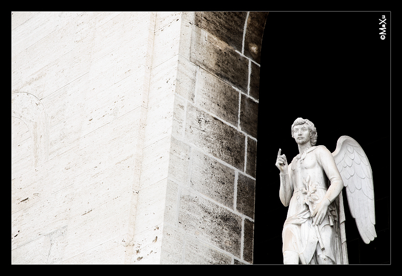 L'indicazione stradale...