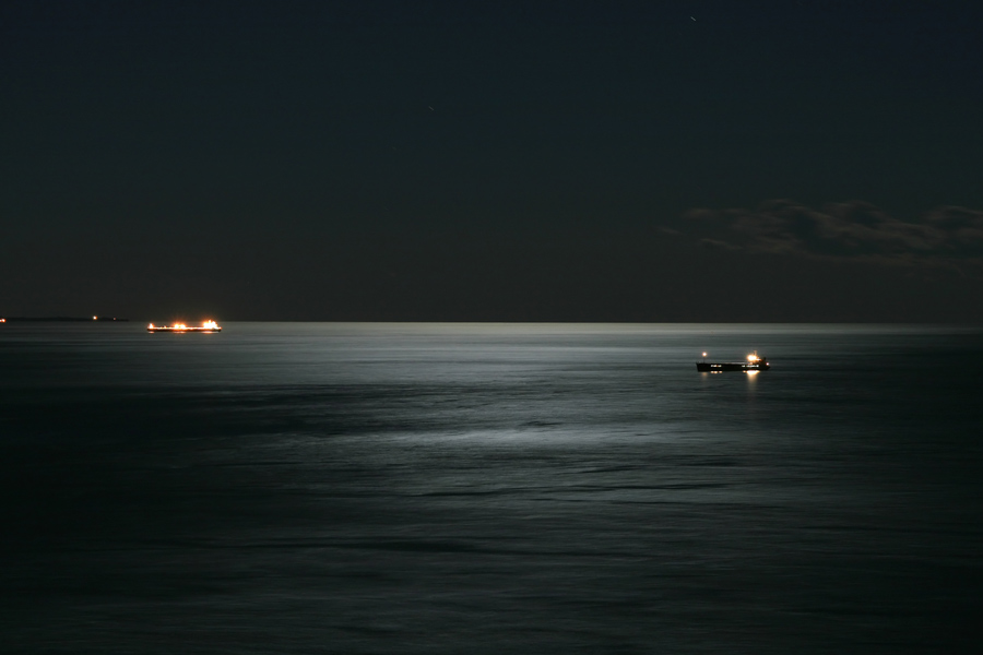 Luna sul golfo di Trieste