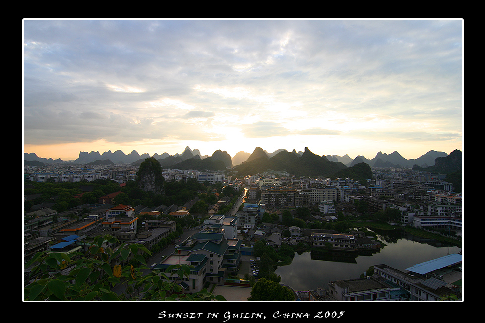 Tramonto a Guilin, Cina