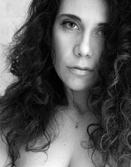 autoritratto in bn con grana