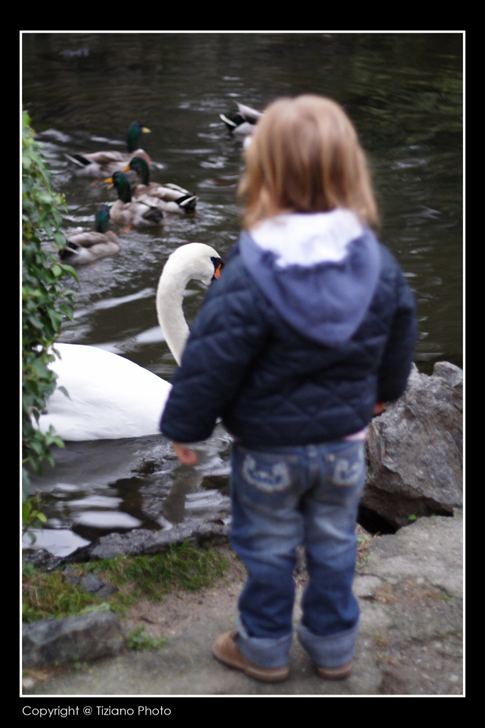 Guarda com'� bianco questo...