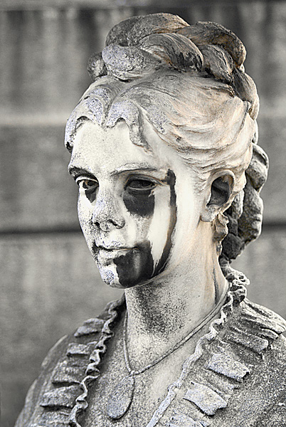 Serie "Cimitero monumentale di Torino" di Pavel Maximov