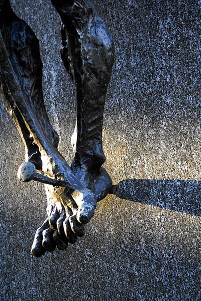 Serie "Cimitero monumentale di Torino" di Pavel Maximov