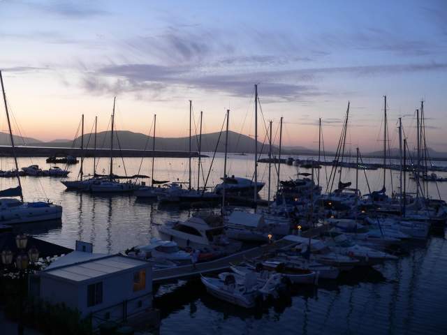 Porto di Alghero al crepuscolo