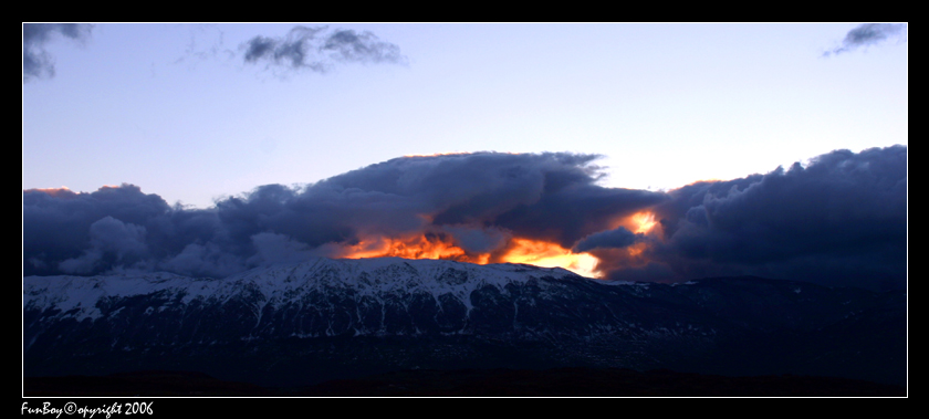 Esplosioni in lontananza!!
