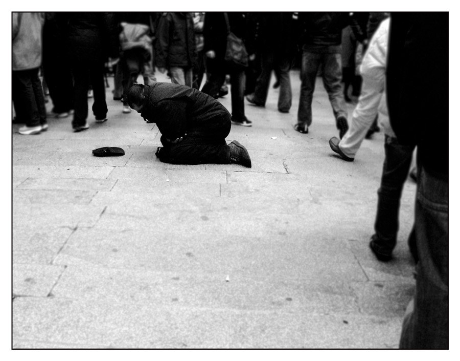 ::: INDIFFERENZA :::