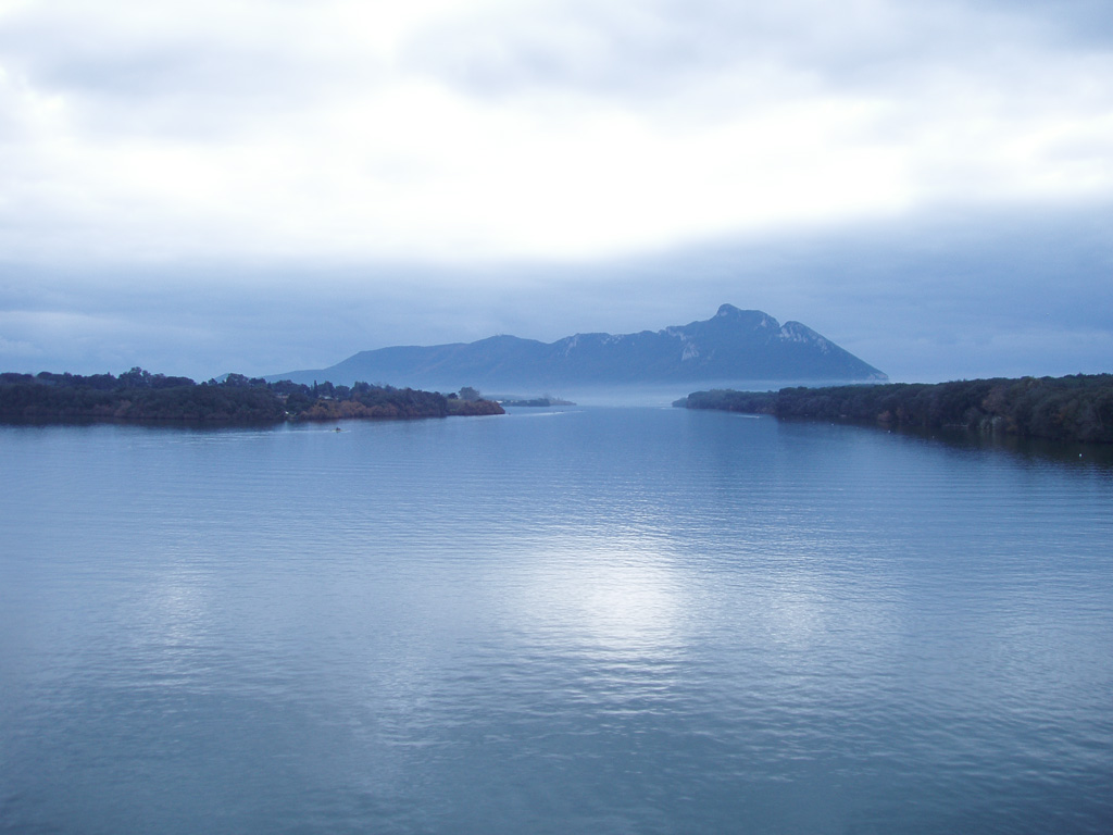 La Maga riposa inquieta