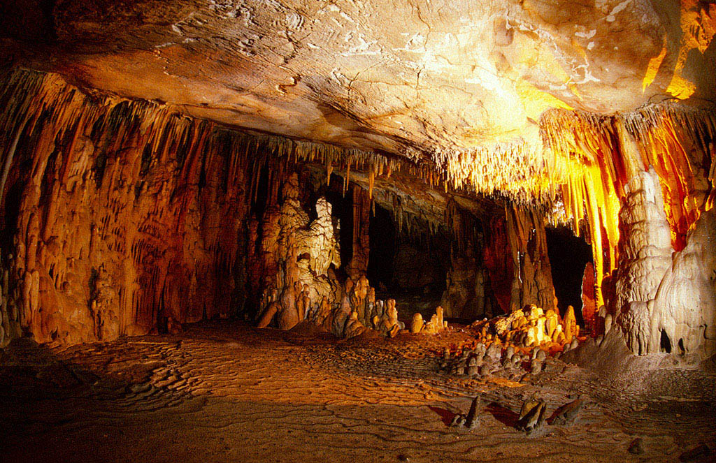 Grotta Helighes Hartas