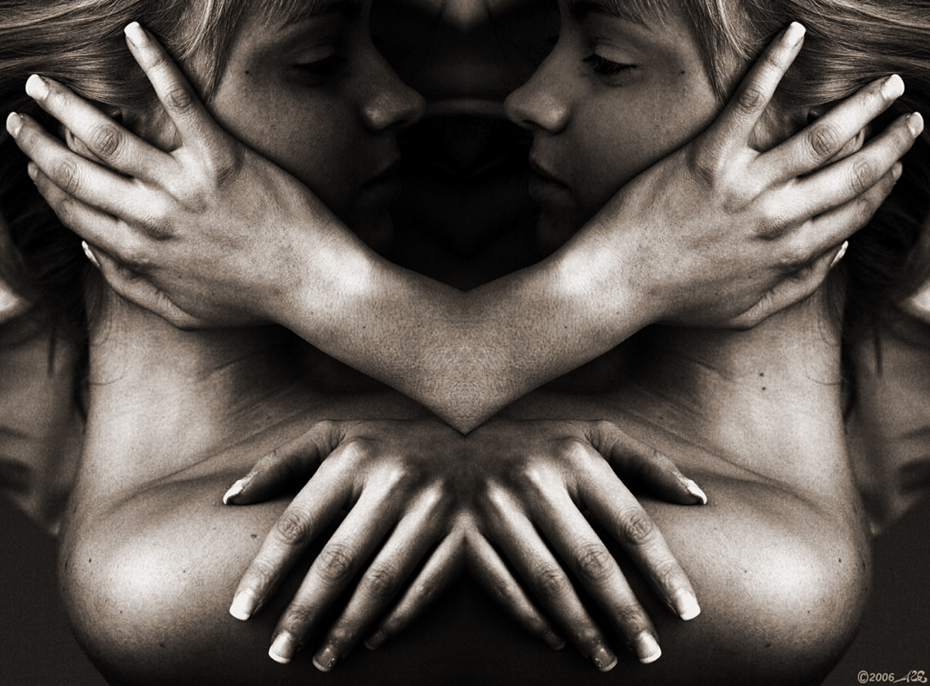 La Dea dell'abbraccio