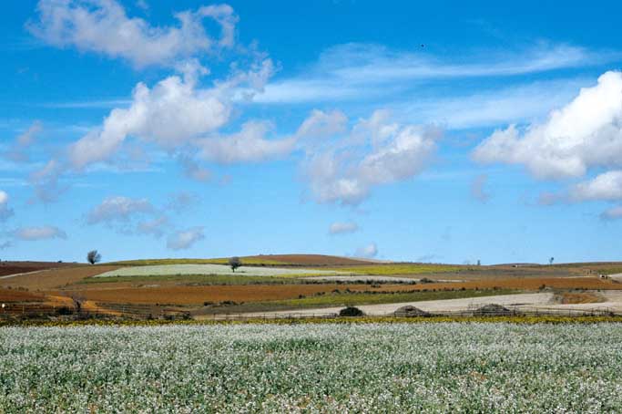 birmania paesaggio nei pressi di lago inle