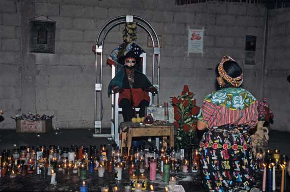 guatemala il santo bevitore