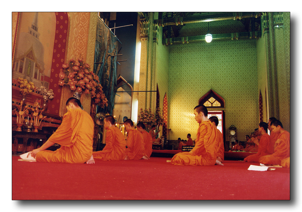 monaci thailandesi...