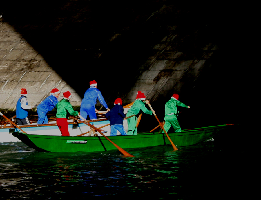 Venezia: regata natalizia