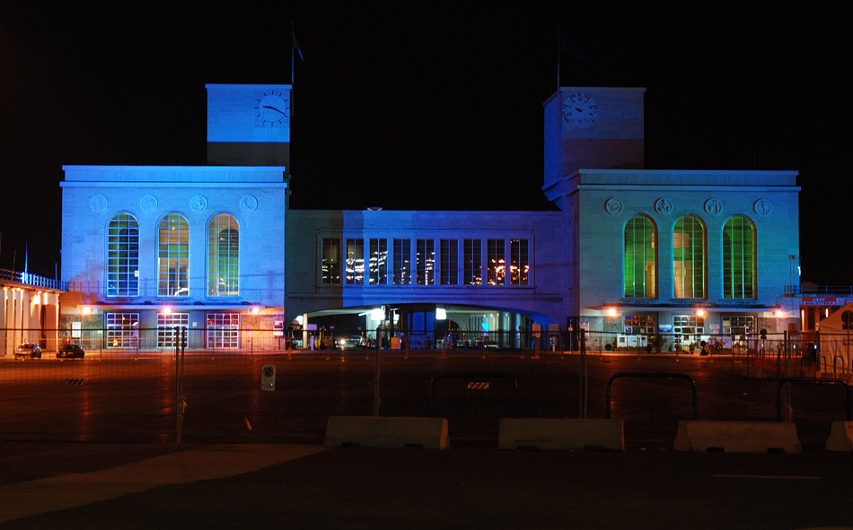 Il blu oltre il confine