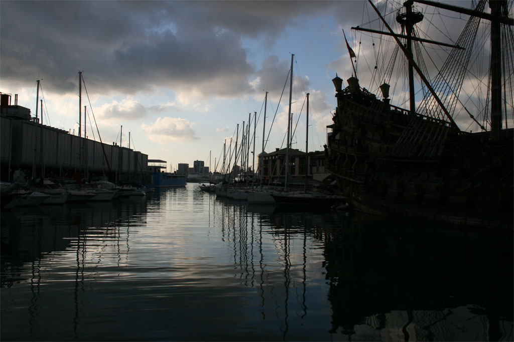 Porto Di Genova