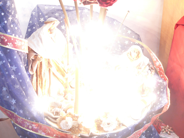 e venne nel mondo la luce vera....