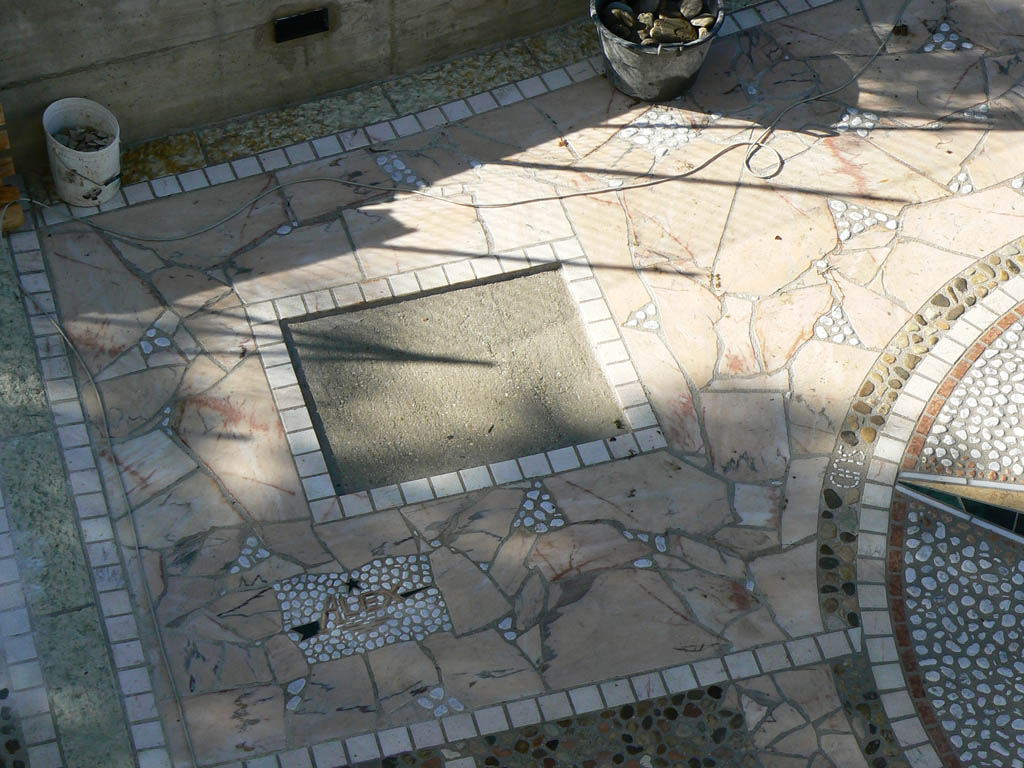 rosa dei venti a mosaico