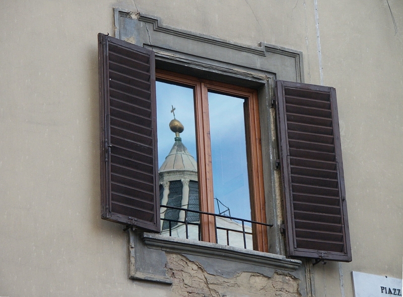 Firenze: Battistero alla finestra