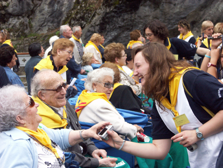 Lourdes: momento di relax e risate