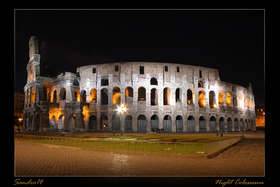 Night Colosseum