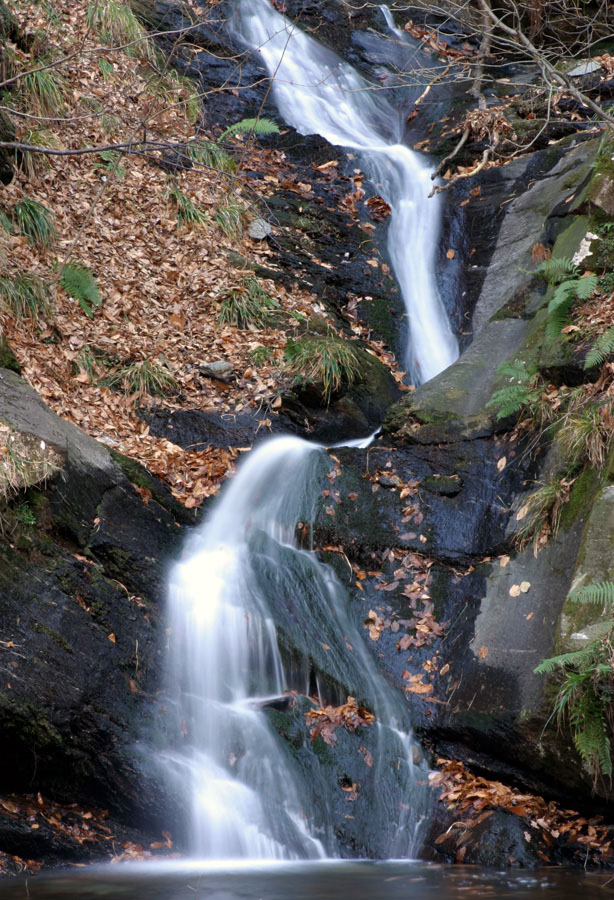 ..cascatella autunnale..
