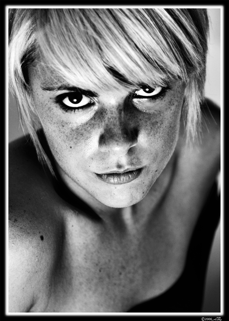 Cattiva ����L__::::