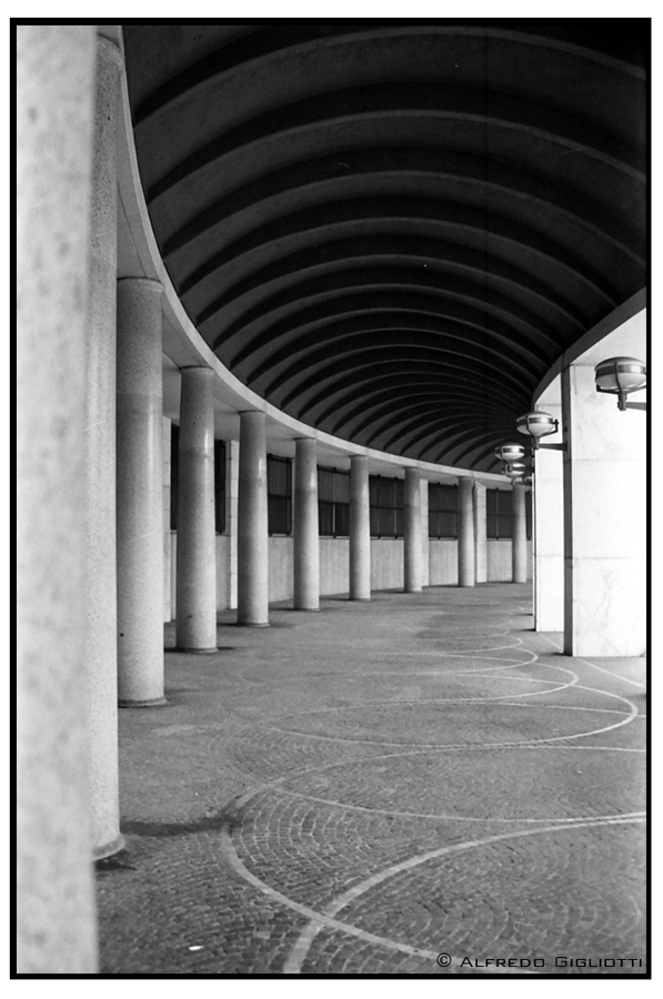 Il portico del ventennio...