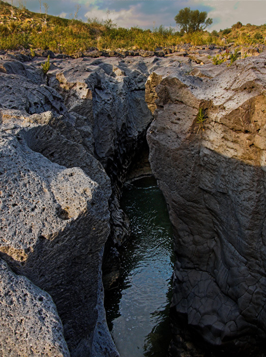 .: .02 blu basalto :.