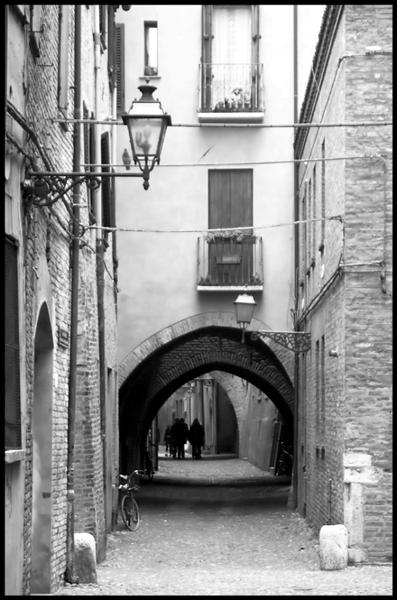Ferrara, Via delle volte #2