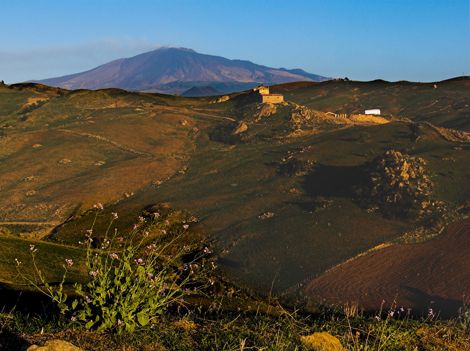 .: il borgo di Span� - Etna :.