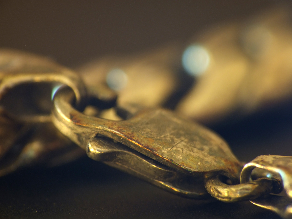 Braccialetto vecchiotto...