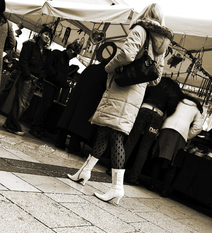 ...sguardi tra la folla...