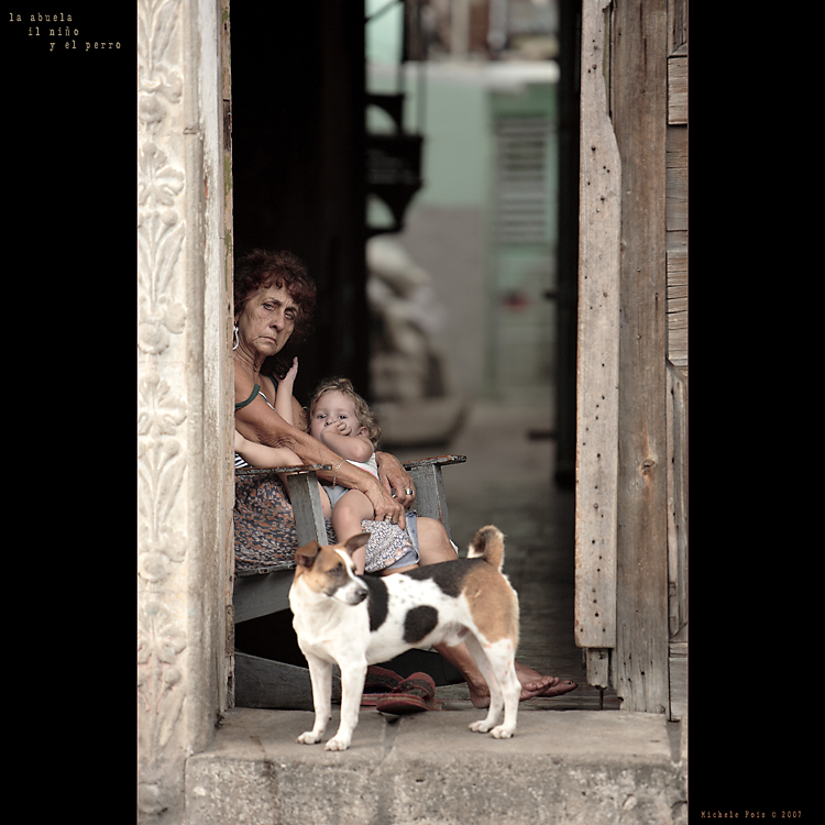 abuela, ni(g)no y perro